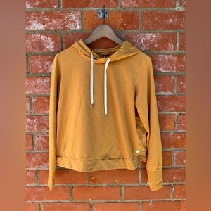 Vuori Halo Essential Hoodie